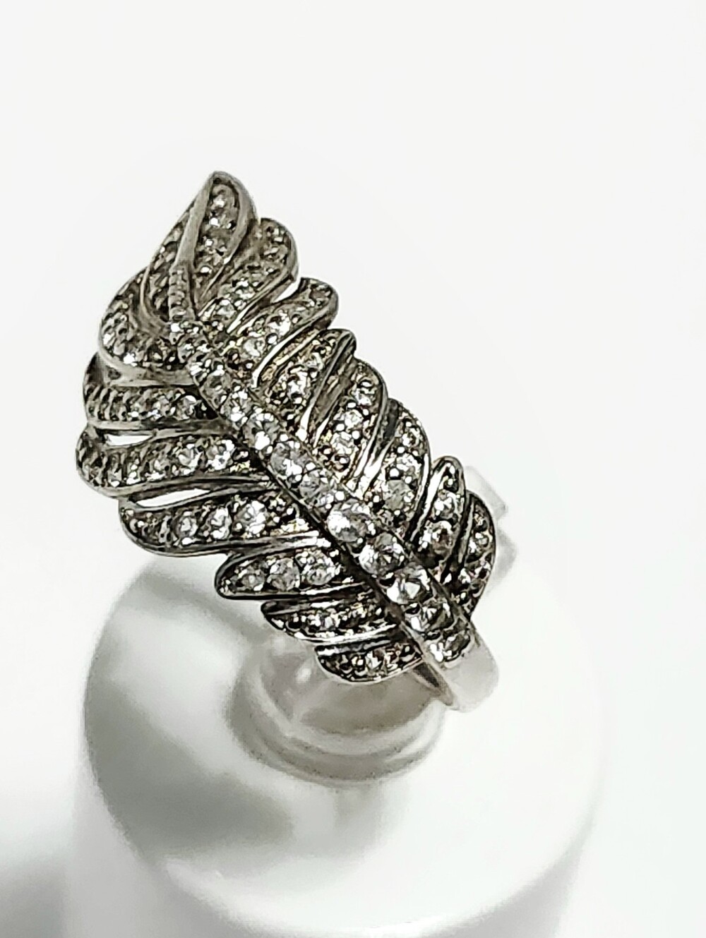 Silver Feather Sparkling Sterling Silver Wide Ring size 7